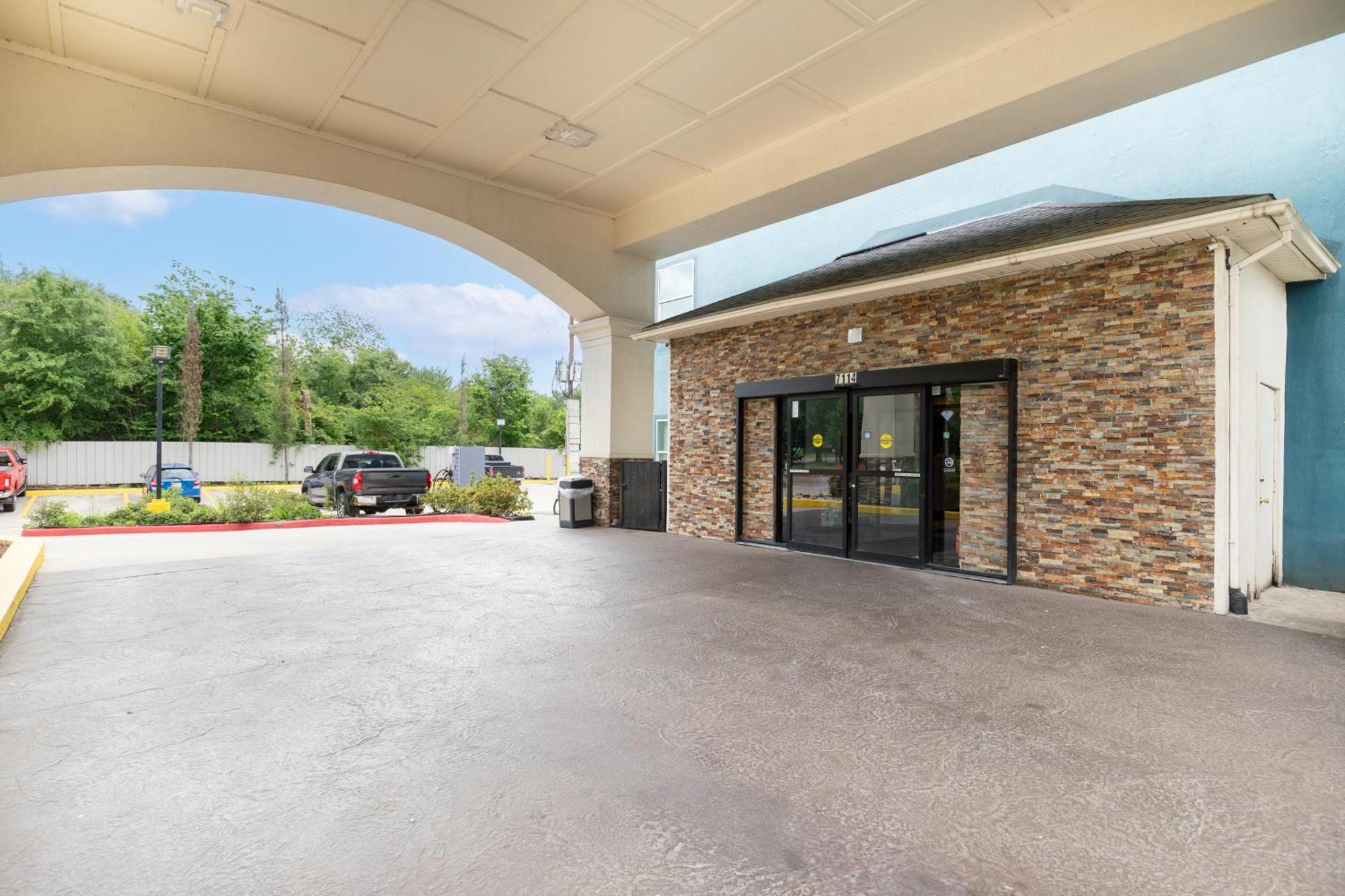 Wingate By Wyndham Humble/Houston Intercontinental Airport Exterior foto